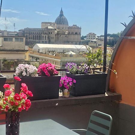 Vatican Roma Caput Mundi Esterno foto